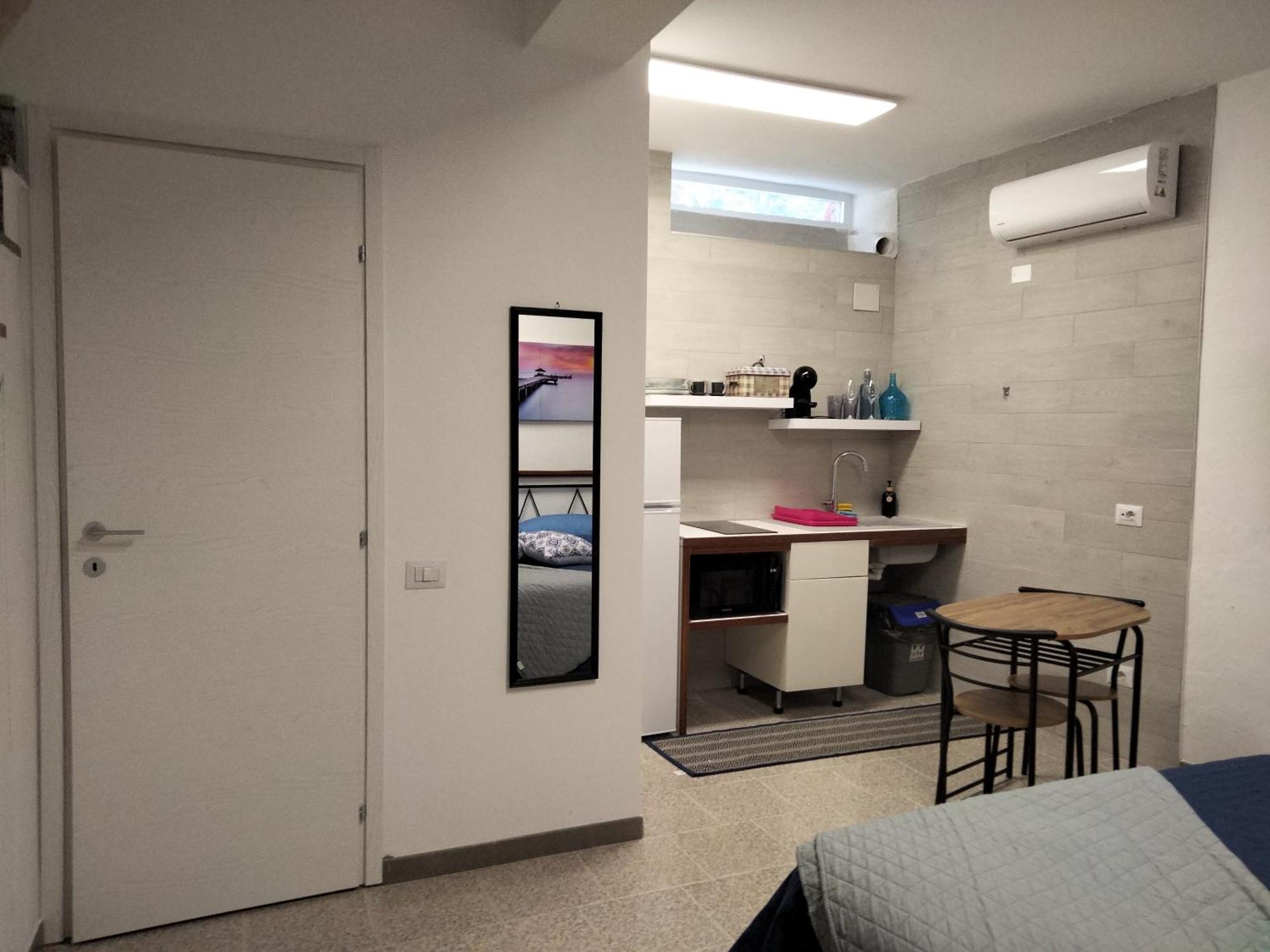 La Cantina Mini Appartamento Elmas Экстерьер фото